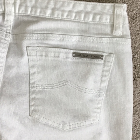 Michael Kors Women's Cream Straight capris - Picture 2 of 7